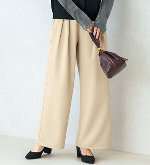 BELLUNA（ベルーナ）の「上品ツータックワイドパンツ（ワイドパンツ・ガウチョ）」｜アイボリー