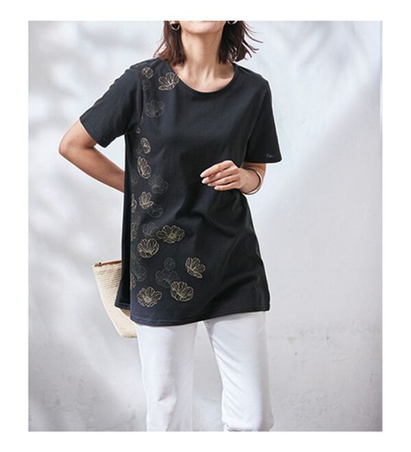 BELLUNA（ベルーナ）の「綿１００％ロング丈プリントＴシャツ（Tシャツ）」｜詳細画像