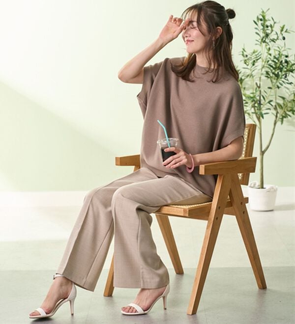 BELLUNA（ベルーナ）の「リネンタッチ美脚タックワイドパンツ（フルレングスパンツ）」｜詳細画像