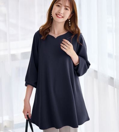 alotta（アロッタ）の「シワになりにくい！柔らかエンボス素材フレアーロングチュニックＴシャツ（チュニック）」