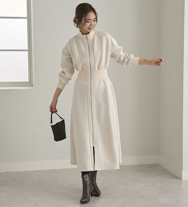 BELLUNA（ベルーナ）の「【ＳＭＡＲＴ　ＥＣＯ　ＪＥＲＳＥＹ】リブ切替ワンピース（ロングワンピース）」｜詳細画像