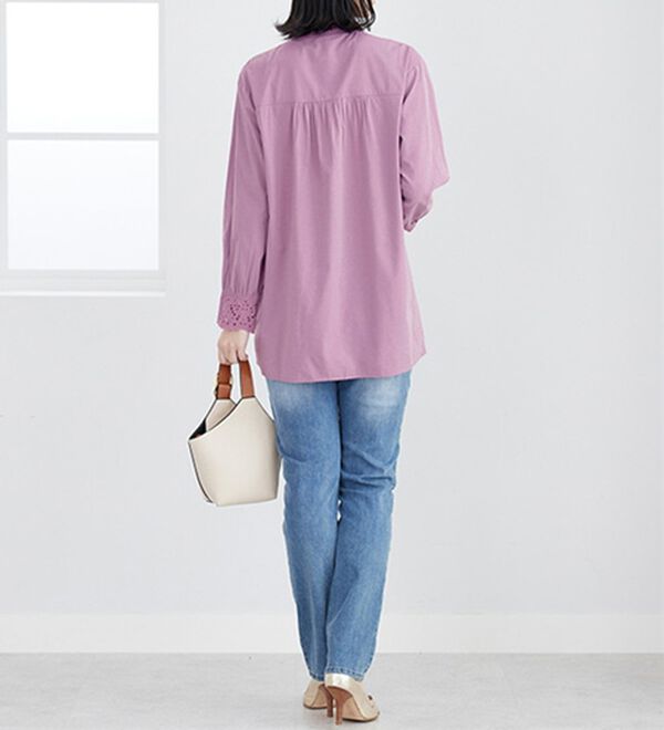 BELLUNA（ベルーナ）の「上品に着映える！衿＆袖レース切替シャツチュニック（チュニック）」｜詳細画像