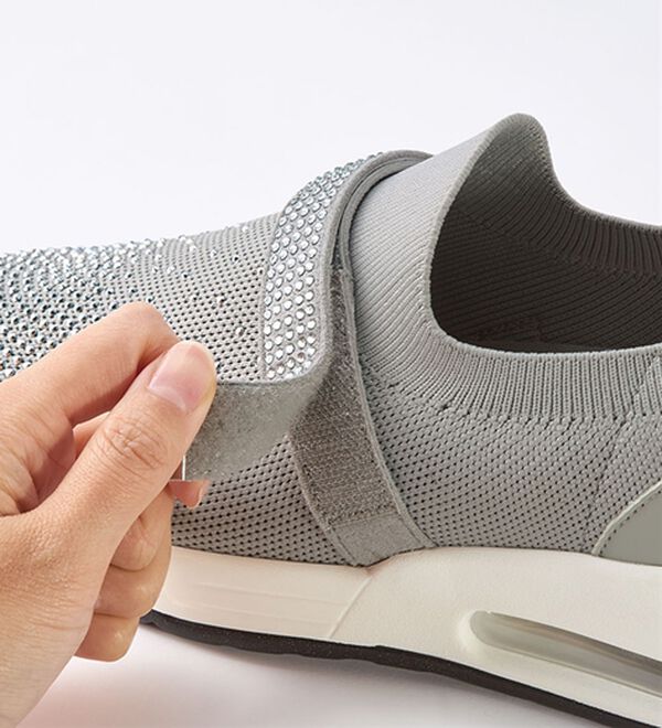 ルフラン（ルフラン）の「ビジュー付４Ｅベルトニットスニーカー（スニーカー）」｜詳細画像