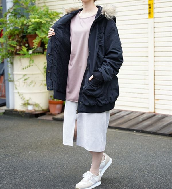 A HAPPY MARILYN（アハッピーマリリン）の「【Ｌ～６Ｌ】リブ使い裏ボア長袖モッズコート（ロングコート）」｜詳細画像