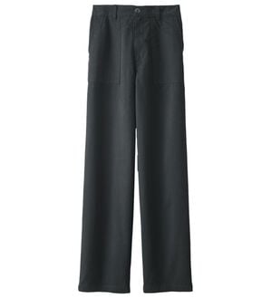 BELLUNA（ベルーナ）の「大人のきれいめベイカーチノパンツ（フルレングスパンツ）」｜黒