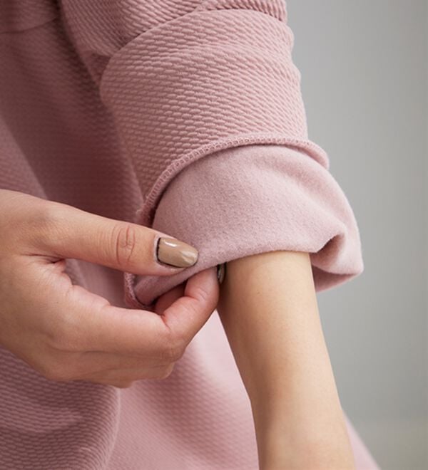 BELLUNA（ベルーナ）の「裏起毛ふくれジャカードペプラムチュニック（チュニック）」｜詳細画像