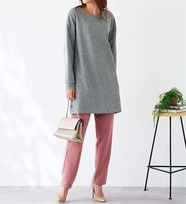 BELLUNA（ベルーナ）の「ニット見え素材裾ボタンチュニックワンピース（チュニック）」｜詳細画像