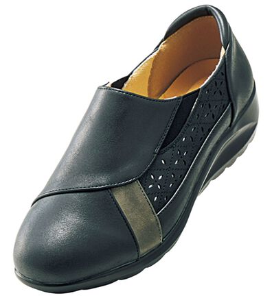 BELLUNA（ベルーナ）の「５Ｅカットワーク切替スリッポンシューズ（スリッポン）」