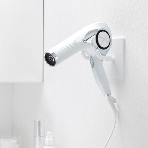 iellio（イエリオ）の「タワー　ウォール角度調節ドライヤーホルダー＜ｔｏｗｅｒ山崎実業＞（洗面用品）」｜詳細画像