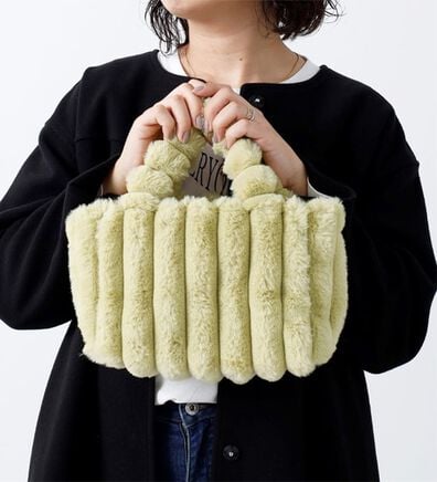BELLUNA（ベルーナ）の「ボア素材２ＷＡＹトートバッグ（その他バッグ）」