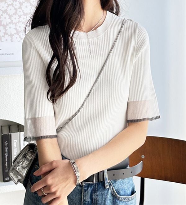 GeeRA（ジーラ）の「『ドラマ着用商品』 袖口シアーリブニット（ニット・セーター）」｜詳細画像