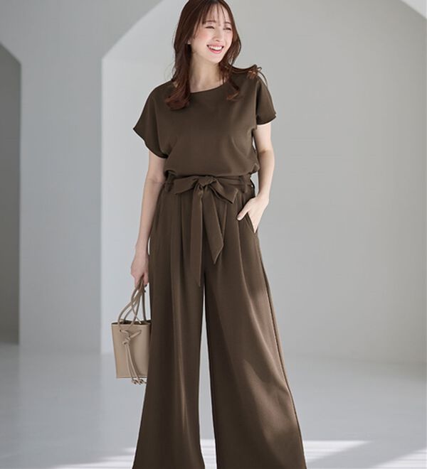 alotta（アロッタ）の「【２点セット】ひんやり涼しいこなれセットアップ（セットアップ）」｜モカブラウン