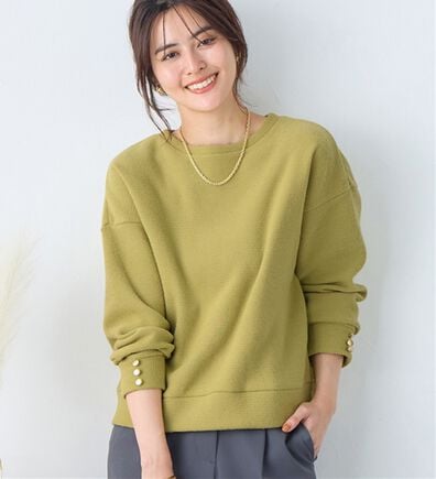 Viola e Viola（ヴィオラ エ ヴィオラ）の「あったか裏起毛袖口ボタンニットソートップス（カットソー）」
