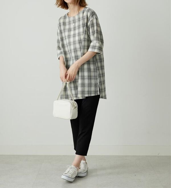 BELLUNA（ベルーナ）の「サッカー素材チェック柄チュニック（チュニック）」｜詳細画像