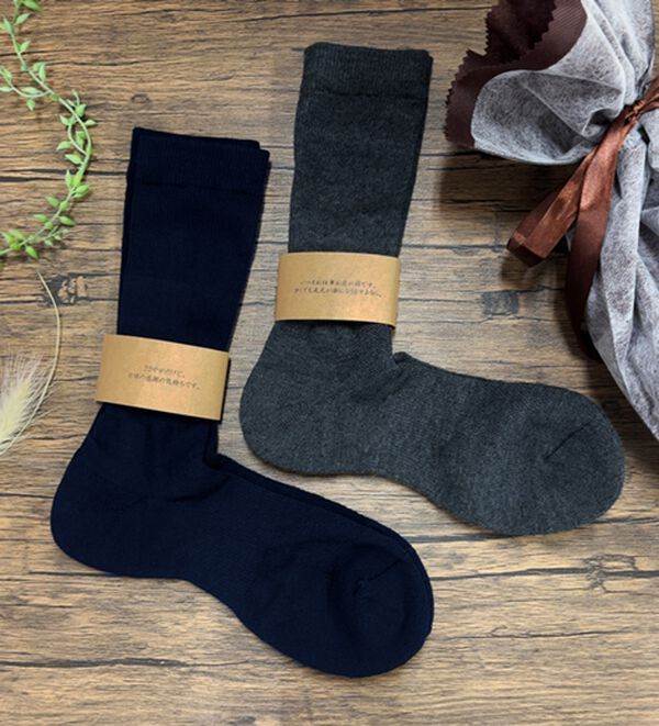 「日本製紳士用 老舗メーカーの足裏パイル抗菌防臭靴下 2足セット（メンズ靴下・タイツ）」｜ネイビー/グレー