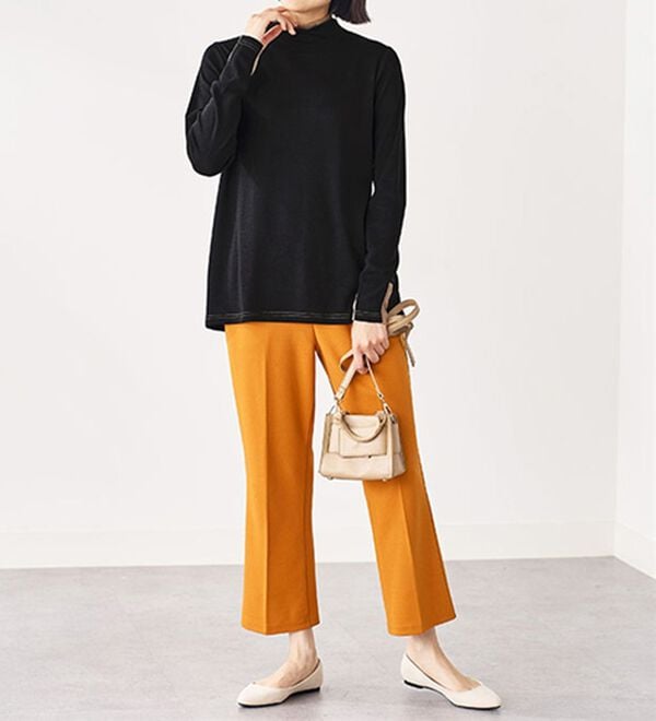 BELLUNA（ベルーナ）の「しっとり素材配色デザインプルオーバー（カットソー）」｜詳細画像