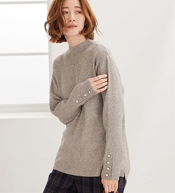BELLUNA（ベルーナ）の「もちもち袖ボタンニットプルオーバー（ニット・セーター）」｜詳細画像