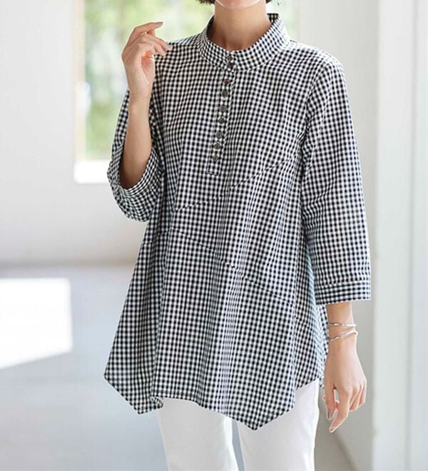 BELLUNA（ベルーナ）の「綿１００％スラブ素材スタンド衿切替ブラウス（ブラウス）」｜詳細画像