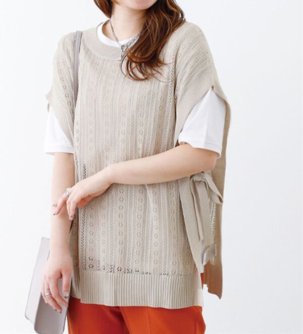 BELLUNA（ベルーナ）の「サイドリボン透かし編ベストアンサンブル（アンサンブル）」｜ライトベージュ