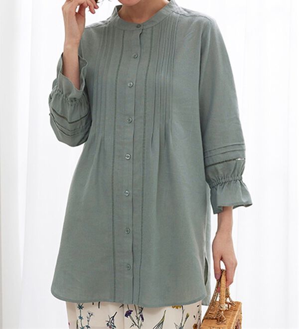 BELLUNA（ベルーナ）の「機能付リネン混レース使いシャツチュニック（チュニック）」｜セージ