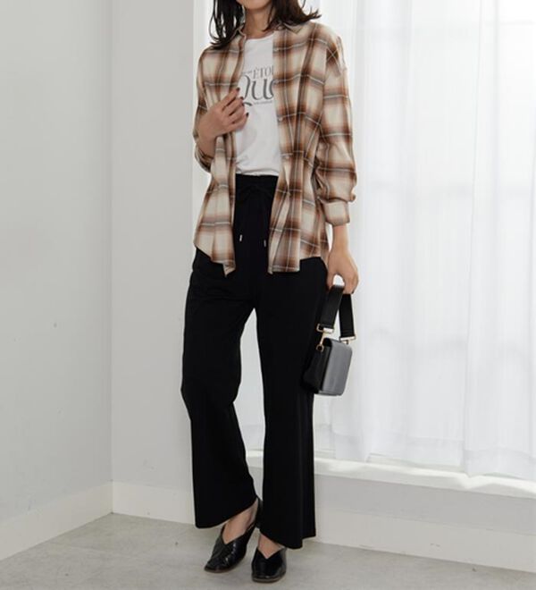 BELLUNA（ベルーナ）の「着心地楽々！綿１００％イージーパンツ（ワイドパンツ・ガウチョ）」｜詳細画像