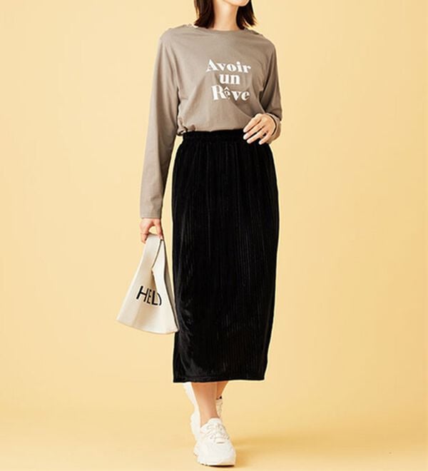 BELLUNA（ベルーナ）の「ベロア素材ナロースカート（ロングスカート）」｜詳細画像