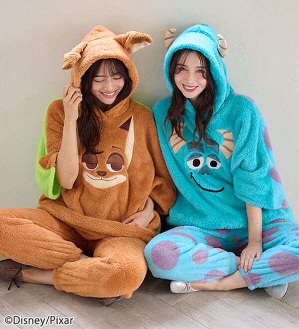 Disney＞【ズートピア（ニック）】両面ボアポンチョ - ベルーナ