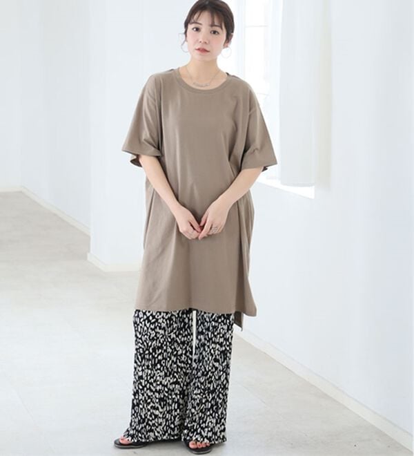 A HAPPY MARILYN（アハッピーマリリン）の「【Ｌ～１０Ｌ】選べる２丈！綿１００％ストンと楽ちん！着心地さらりゆるＴワンピース＆チュニック（チュニック）」｜詳細画像