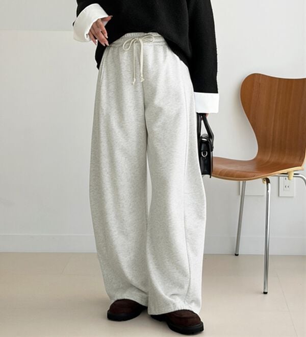 GeeRA（ジーラ）の「２ＷＡＹカーブスウェットパンツ（フルレングスパンツ）」｜オートミール