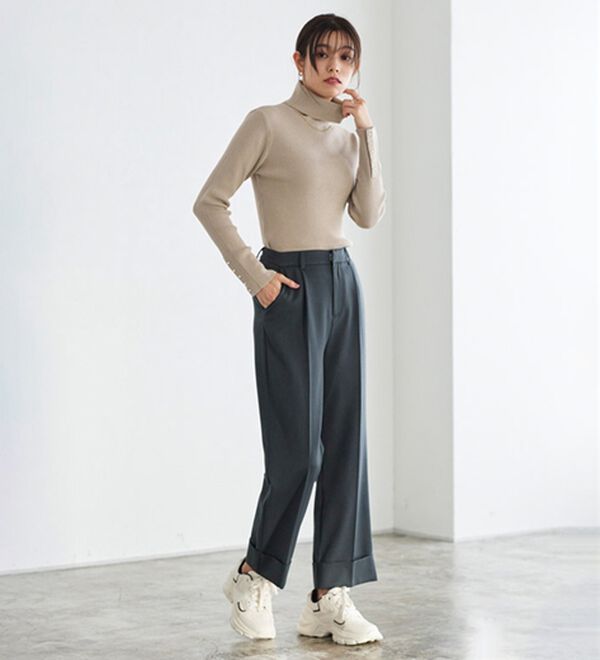 Pierrot（ピエロ）の「【選べるネック】もっちり袖パールニット（ニット・セーター）」｜詳細画像