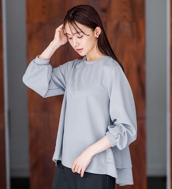 BELLUNA（ベルーナ）の「【再入荷】ボリューム袖美人顔バックフレアーＴブラウス（ブラウス）」｜詳細画像