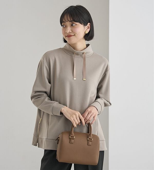 BELLUNA（ベルーナ）の「サイドジップスタンド衿プルオーバー（カットソー）」｜詳細画像