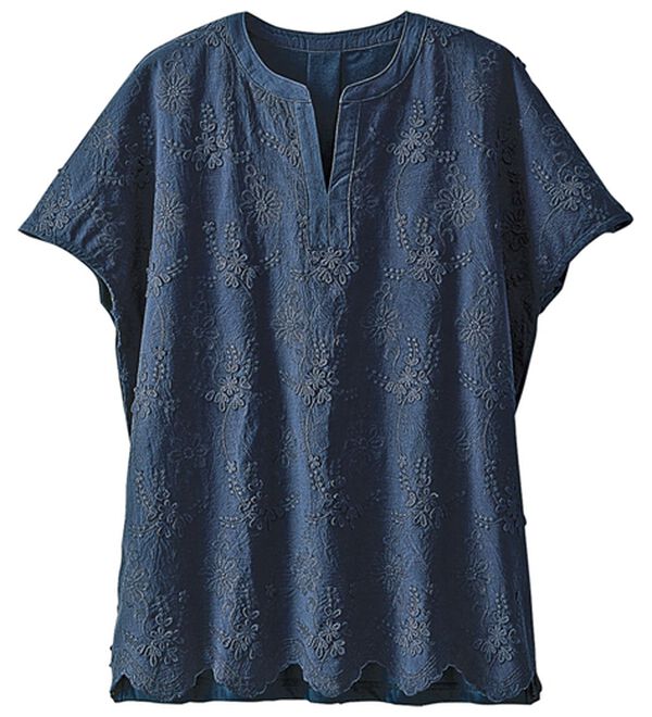 BELLUNA（ベルーナ）の「モチーフレース使いスキッパーＴブラウス（ブラウス）」｜ネイビー