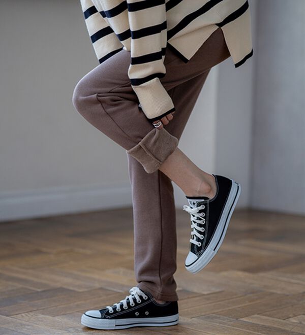 BELLUNA（ベルーナ）の「まるではく毛布！静電防止付裏ファーレギンス（スパッツ・レギンス）」｜詳細画像