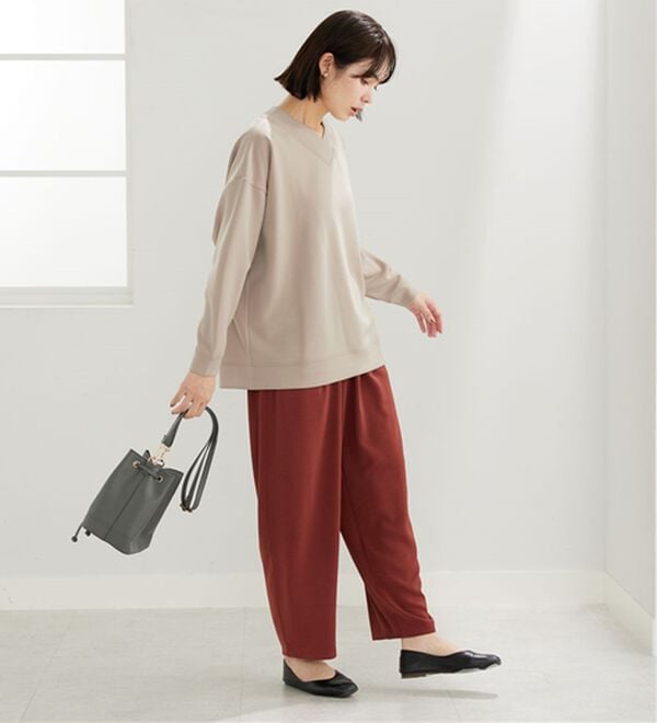 BELLUNA（ベルーナ）の「なめらかタッチ！もっちりんＶネックチュニック（カットソー）」｜詳細画像