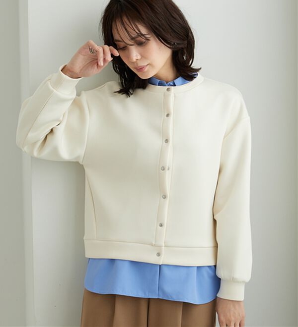 BELLUNA（ベルーナ）の「きれい見えスナップボタンカーディガン（ニットカーディガン）」｜詳細画像