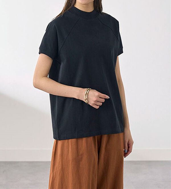 BELLUNA（ベルーナ）の「華奢見せ！しっかり素材コットン１００％Ｔシャツ（カットソー）」｜詳細画像