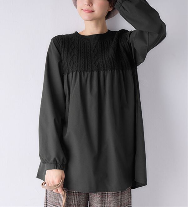 Viola e Viola（ヴィオラ エ ヴィオラ）の「ケーブルニットドッキングチュニック（チュニック）」｜ブラック