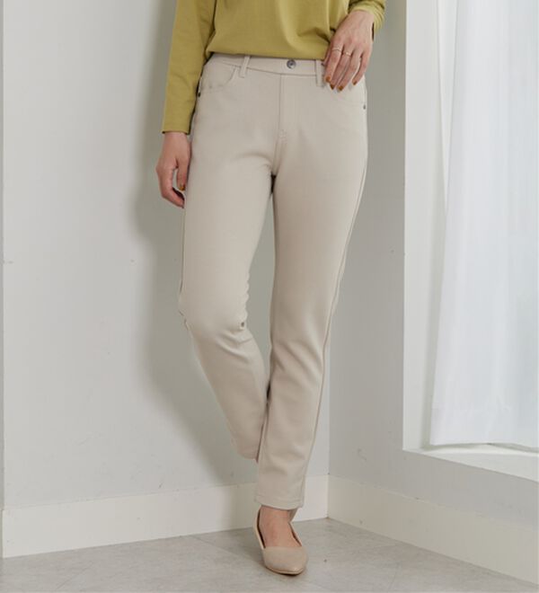 BELLUNA（ベルーナ）の「【選べる2丈】きれい見えボンディングスリムパンツ（フルレングスパンツ）」｜アイボリー