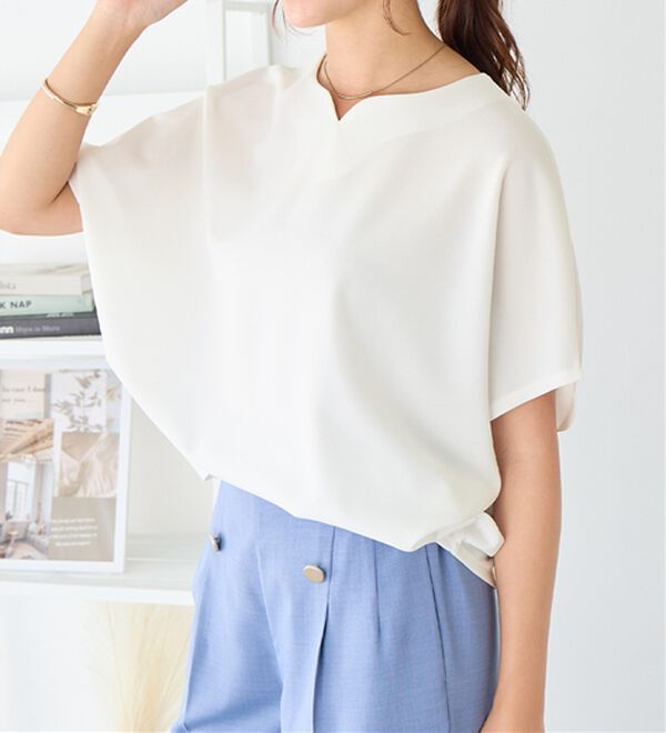 alotta（アロッタ）の「着痩せが叶うドルマンスリーブきれいめカットソー（カットソー）」｜詳細画像