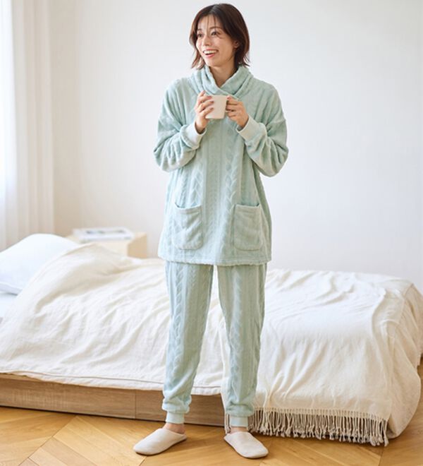 LAVIENNE（ラヴィエンヌ）の「寒がりさんのためのふわっもこケーブルフリースパジャマ（パジャマ・ルームウェア）」｜詳細画像