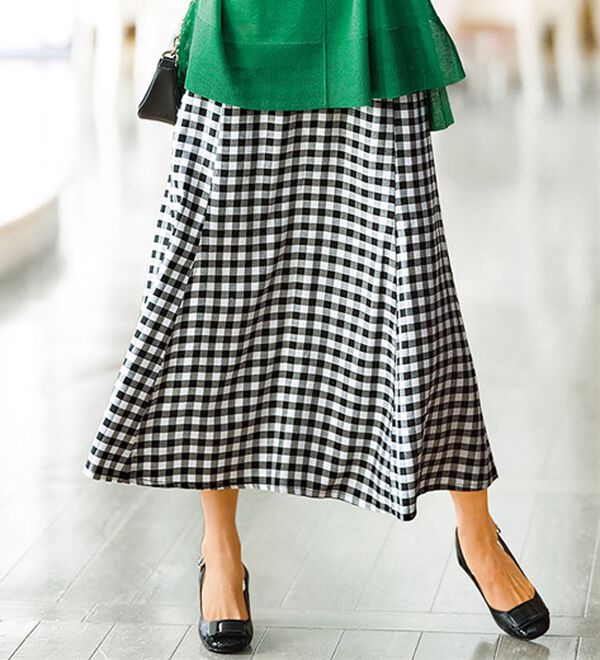 BELLUNA（ベルーナ）の「ふわり軽やかレーヨン素材フレアスカート（ロングスカート）」｜詳細画像