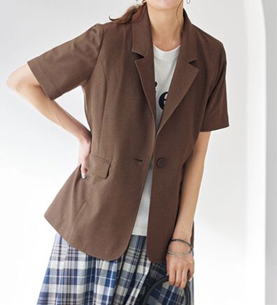 BELLUNA（ベルーナ）の「軽く羽織れる！麻調テーラードジャケット（テーラードジャケット）」