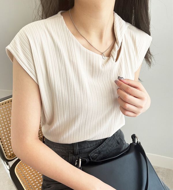 GeeRA（ジーラ）の「ツイストカットワークランダムテレコトップス（カットソー）」｜詳細画像