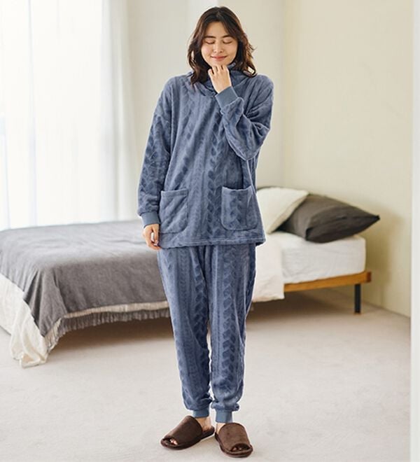 LAVIENNE（ラヴィエンヌ）の「寒がりさんのためのふわっもこケーブルフリースパジャマ（パジャマ・ルームウェア）」｜詳細画像