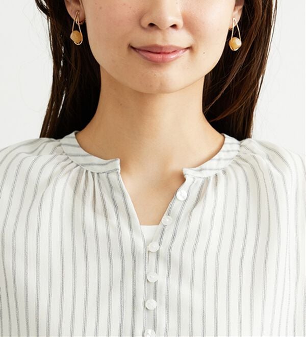 BELLUNA（ベルーナ）の「シャリ感シアー素材多ボタンチュニック（チュニック）」｜詳細画像