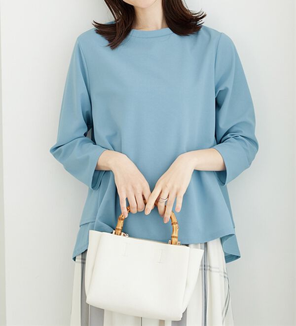 BELLUNA（ベルーナ）の「美人顔バックフレアーブラウス（ブラウス）」｜詳細画像