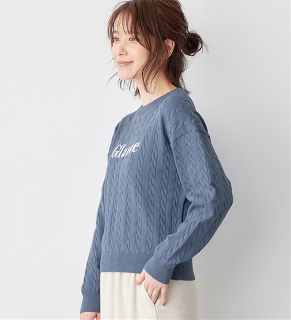 Viola e Viola（ヴィオラ エ ヴィオラ）の「洗えるもちもちロゴ刺しゅうケーブルニット（ニット・セーター）」｜詳細画像
