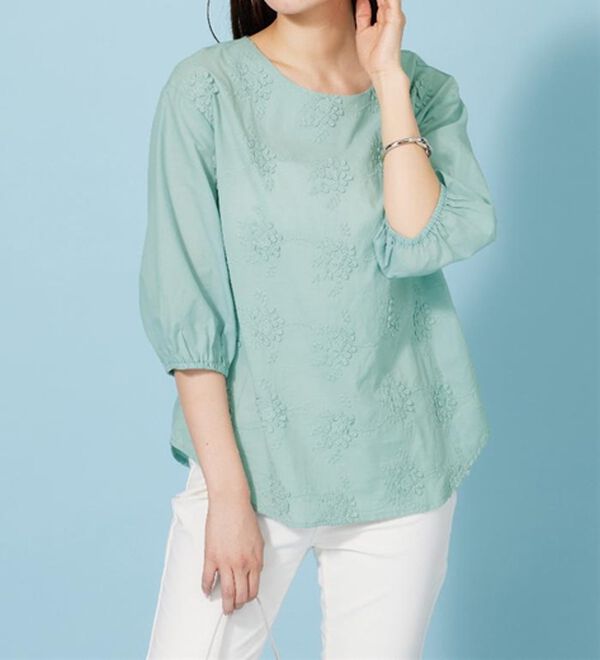 BELLUNA（ベルーナ）の「モチーフレース使いふんわり袖ブラウス（ブラウス）」｜詳細画像