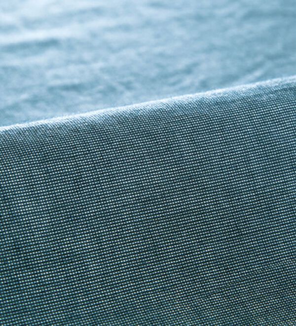 BELLUNA（ベルーナ）の「綿１００％シャンブレー素材刺しゅうオーバーブラウス（チュニック）」｜詳細画像